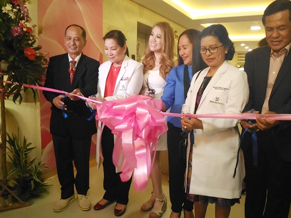 Guest of Honor-Dr. Rustico A. Jimenez (President of the Private Hospitals Association of the Philippines Incorporated);Dr. Lorcelli Parado (Chairman, OB-GYNE Department, World Citi Med); Ms. Avelyn Garcia (President and Chief Executive Officer of Unleash International Corporation); Madame Arlyn Grace V. Guico (President and CEO, World Citi Med); Dr. Margarita Santella-Jara (Medical Director, World Citi Med); and Mr. Jay Eusebio (Vice-President for Sales and Marketing,UNTV). Not pictured but present in the ribbon-cutting were Mr. Raymond Patrick Guico (Officer-in-Charge and CEO, World Citi Med); Dr. Meadina Cruz (Chairman, Department of Pediatrics, World Citi Med); the board members of the Private Hospitals Association of the Philippines Incorporated; Ms. Grace Annabelle Navarro (PVED Corporate Director, World Citi Med); and Pastor Alex Tinsay who led the dedication of the Maternity Wing. 