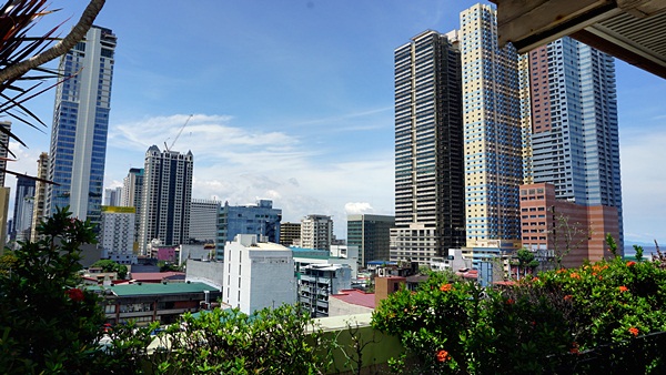 City Garden Suites Manila review