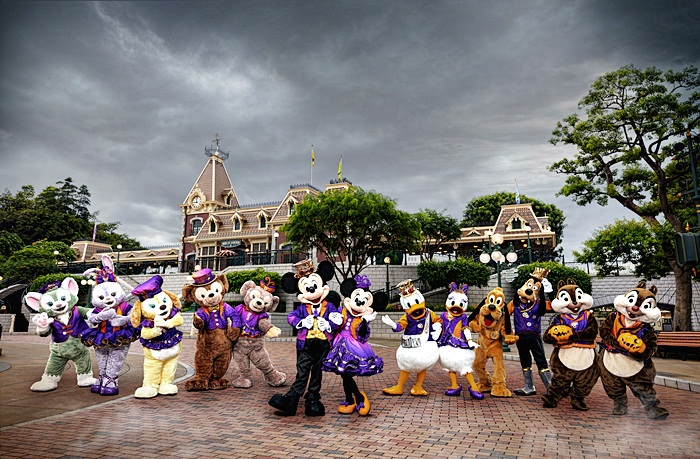 Experience the Spook-tacular fun at Hong Kong Disneyland’s Villainous Ensemble