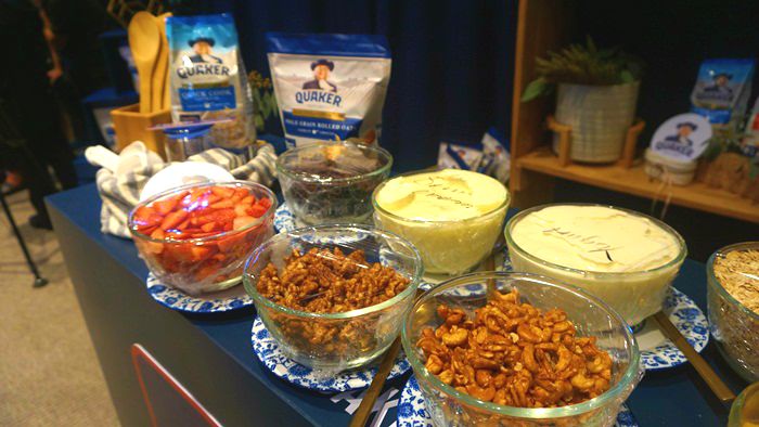 Food bar to create different meals using Quaker