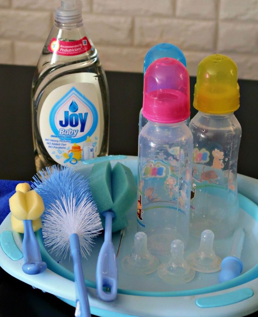Sparkling clean baby bottles, nipples and dropper in no time