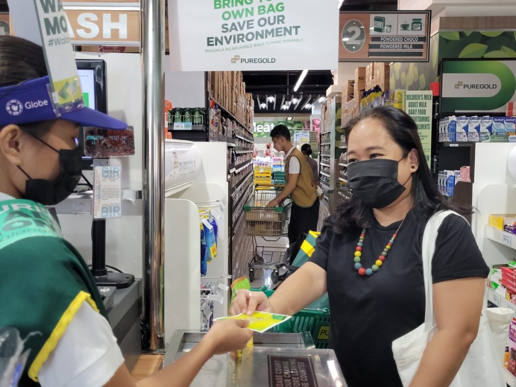 Puregold expands ‘Walang Plastik Grocery Day’ campaign nationwide to Mondays and Wednesdays