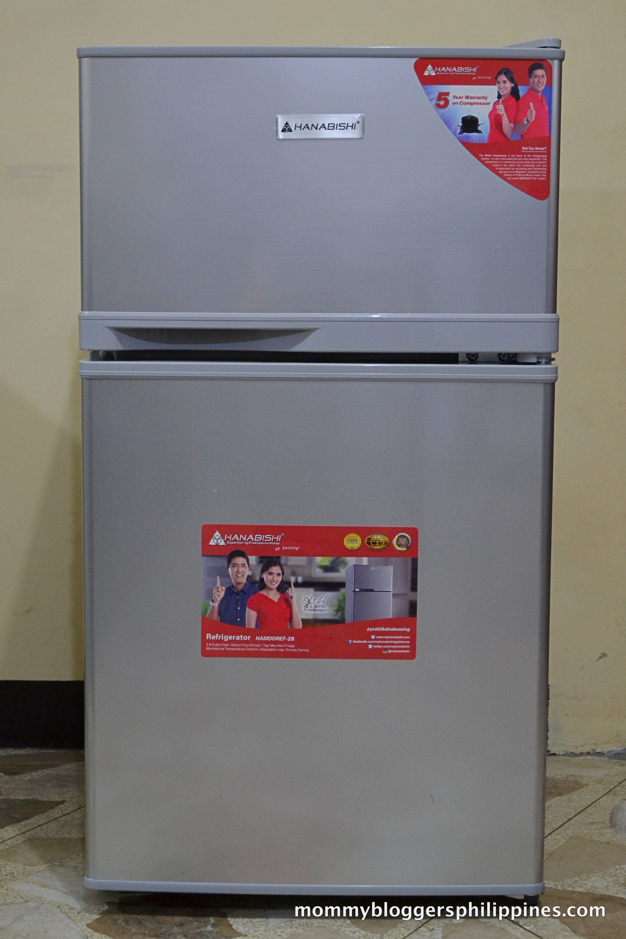 hanabishi-mini-double-door-refrigerator-compact-and-energy-efficient