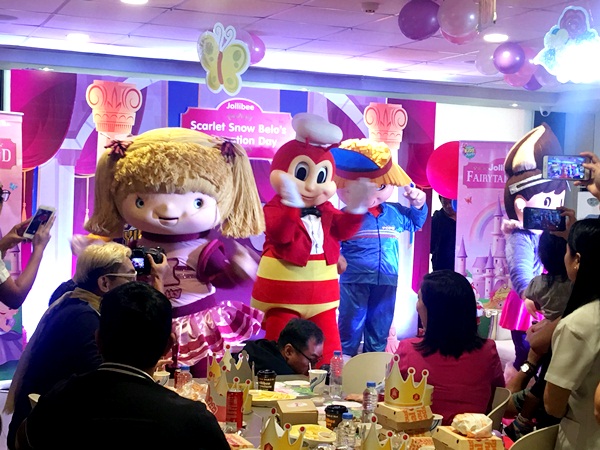Jollibee and the Gang presented their best dance number for the celebrant