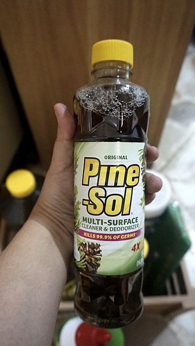 Pine-Sol 4x cleaning action - Deodorizes, Disinfects, Cuts through grease, and Cuts through grime
