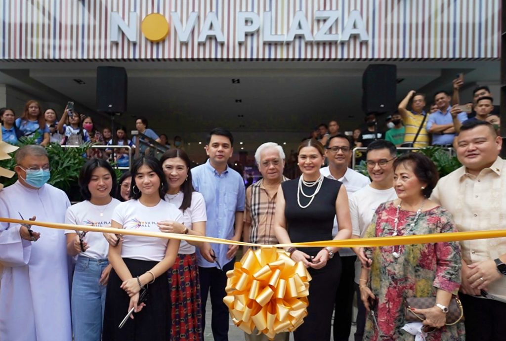 Nova Plaza Mall: Your One-Stop Shop Unveiled!